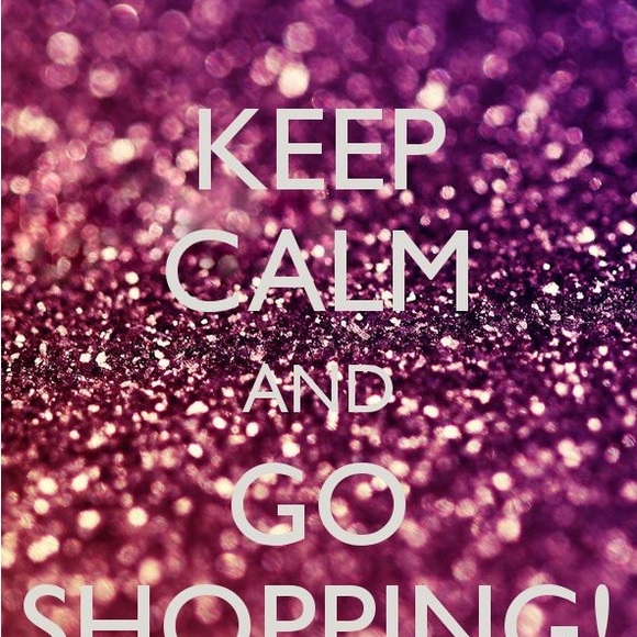 Teeteesthriftedthreads. All items are thrifted from a smoke/pet free home. - Picture 5 of 6